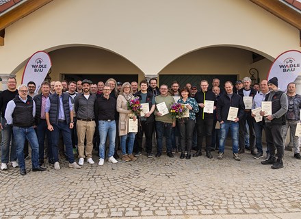 Gruppenfoto Wadle Bau Web