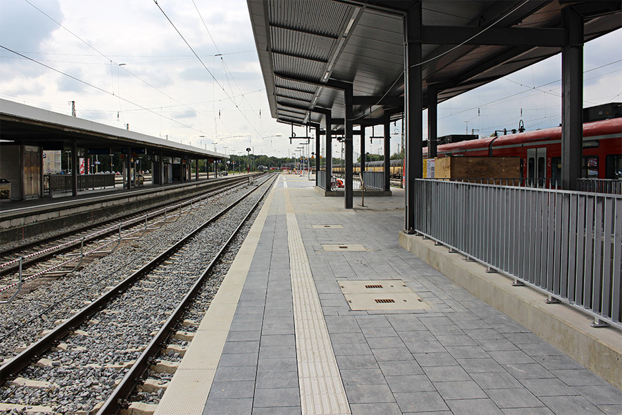Hbf La 01